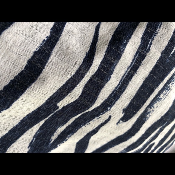 Nine West Navy & White Blouse - Picture 9 of 9